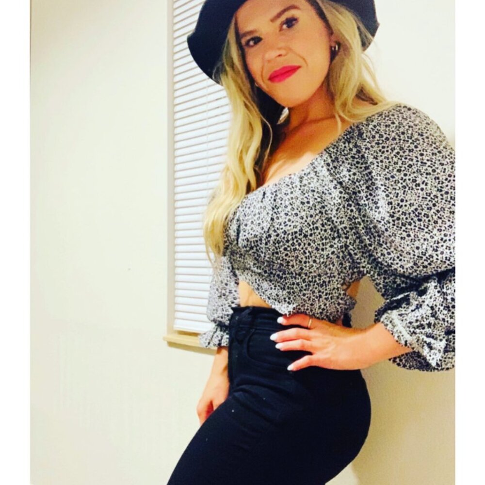 Alter'd State Cropped Long Puff Sleeve Top